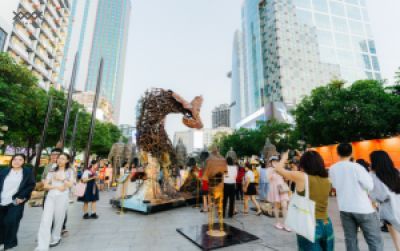 When Art Raises Questions in the Middle of the City